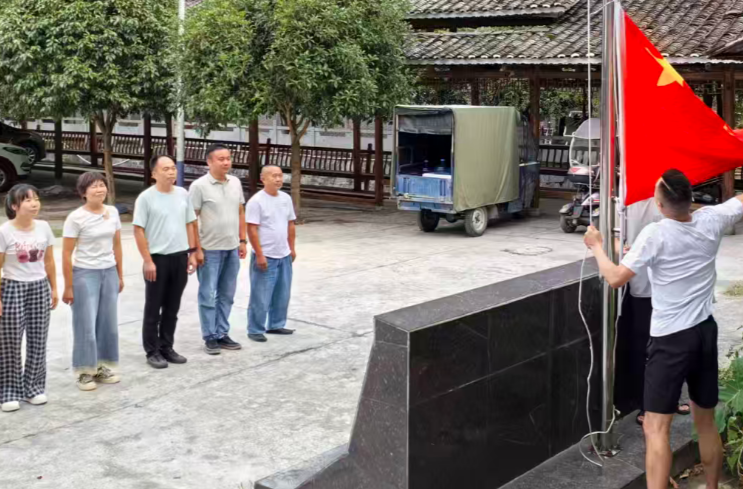 碧涌镇碧河村：多彩活动庆国庆 党群服务聚民心