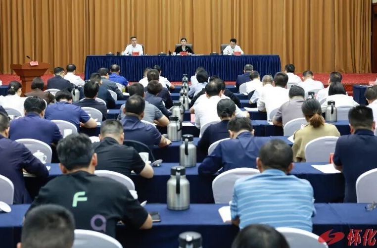 韦朝晖：拿出“决战决胜”的勇气魄力 坚决打赢创建全国文明城市攻坚战