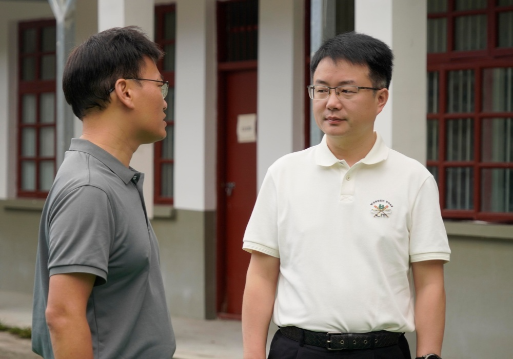 林涛在牛牯坪乡调研