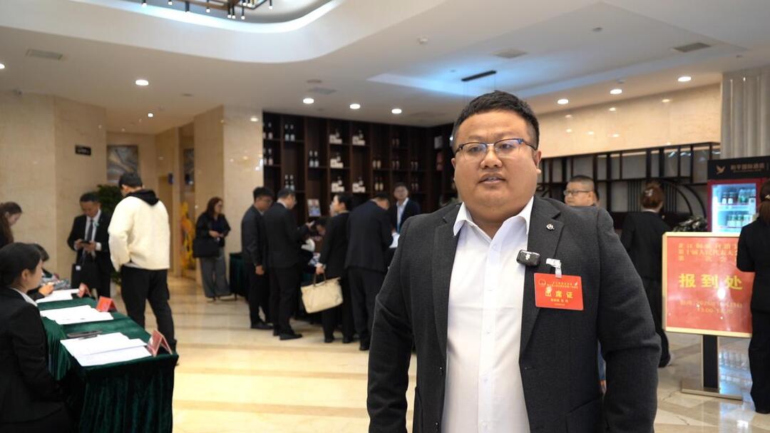 怀揣民意赴盛会 履职尽责启新程 芷江侗族自治县第十届人民代表大会第一次会议代表陆续报到