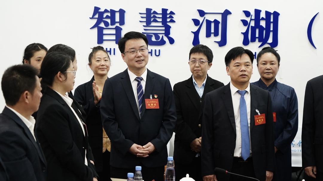 县四大家领导看望慰问县政协委员